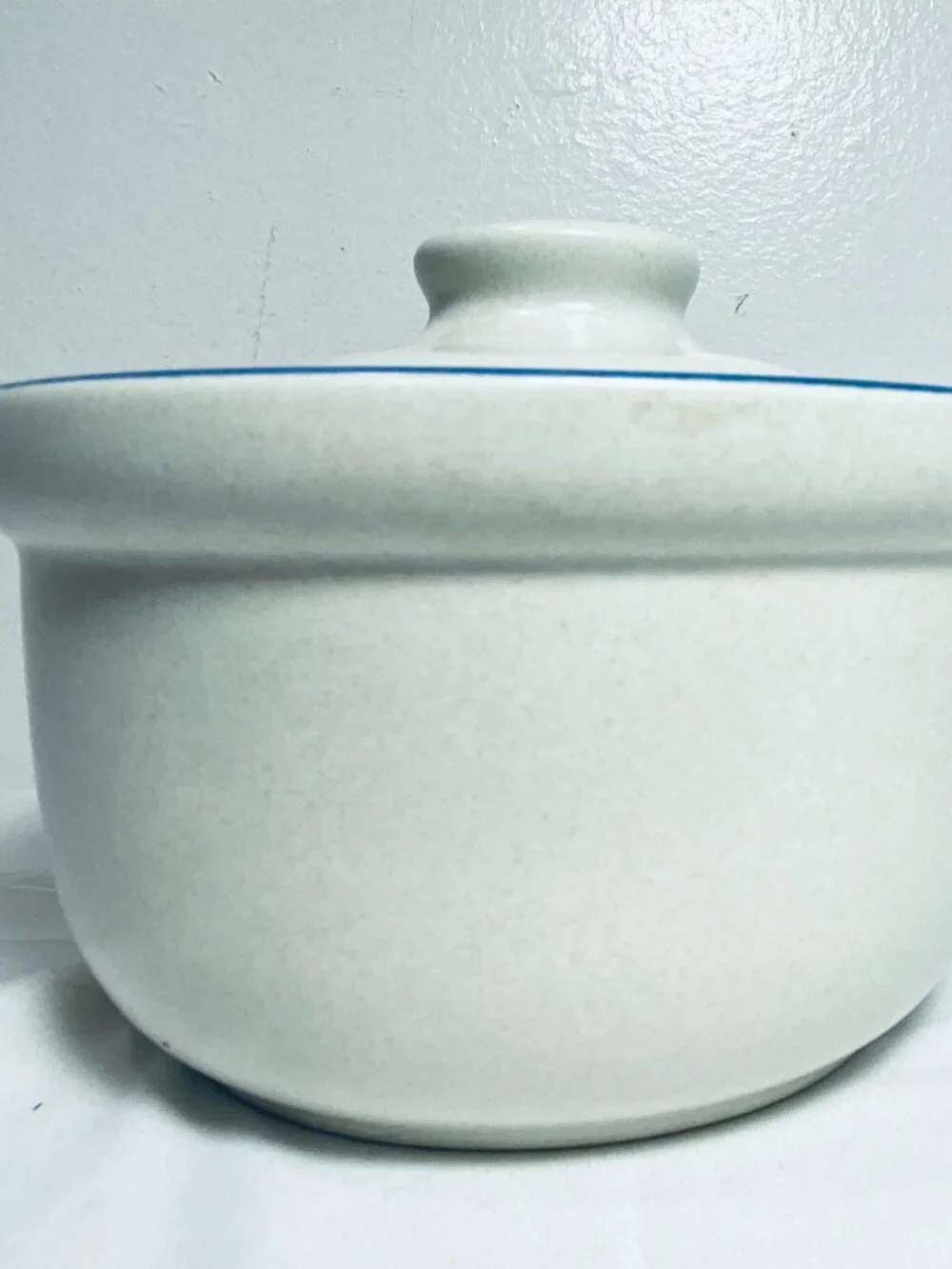 VNTG Pfaltzgraff Yorktowne Covered Butter Crock Century Pride Ironstone USA EUC